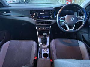 Volkswagen Polo hatch 1.0TSI Life manual - Image 7