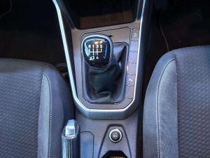 Volkswagen Polo hatch 1.0TSI Life manual - Image 8