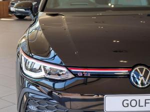 Volkswagen Golf GTI - Image 10