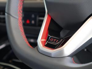 Volkswagen Golf GTI - Image 17