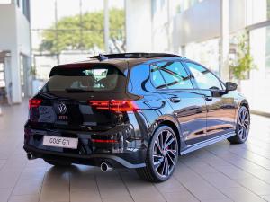 Volkswagen Golf GTI - Image 6