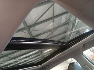 Nissan X-Trail 2.5 4x4 Tekna - Image 11