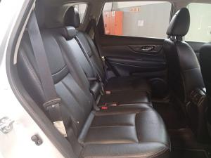 Nissan X-Trail 2.5 4x4 Tekna - Image 17