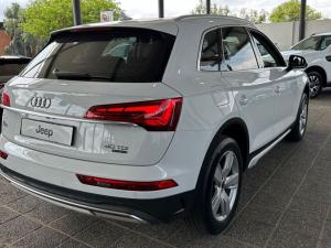 Audi Q5 40TDI quattro Advanced - Image 12