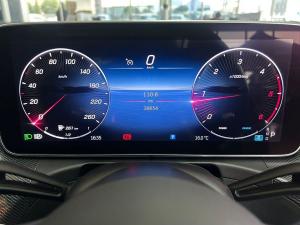 Mercedes-Benz C-Class C220d Avantgarde - Image 16