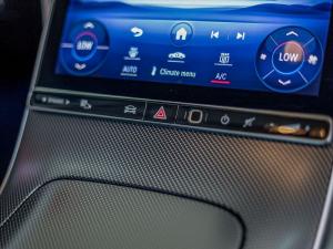 Mercedes-Benz C-Class C220d Avantgarde - Image 19