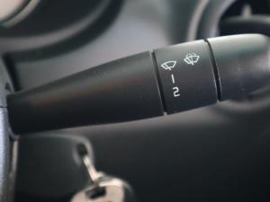 Nissan NP200 1.6i safety pack (aircon) - Image 16