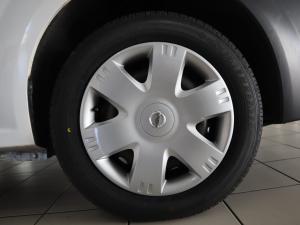 Nissan NP200 1.6i safety pack (aircon) - Image 19