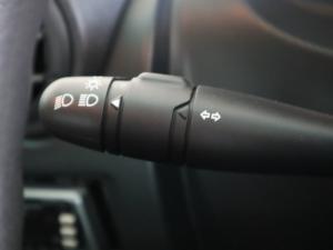 Nissan NP200 1.6i safety pack (aircon) - Image 20