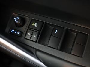 Toyota Corolla Cross 1.8 Xi - Image 22