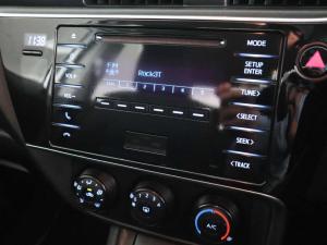 Toyota Corolla Quest 1.8 Plus manual - Image 13