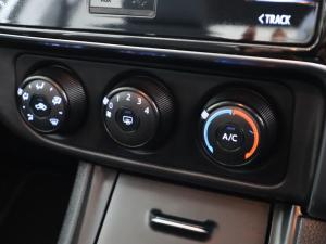 Toyota Corolla Quest 1.8 Plus manual - Image 15