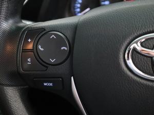 Toyota Corolla Quest 1.8 Plus manual - Image 17