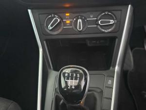 Volkswagen Polo hatch 1.0TSI Life manual - Image 10