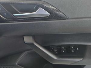 Volkswagen Polo hatch 1.0TSI Life manual - Image 17