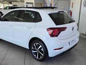 Volkswagen Polo hatch 1.0TSI Life manual - Image 7