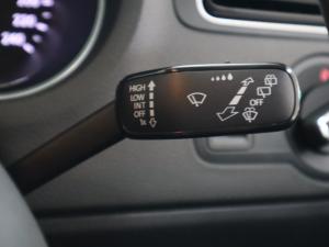 Volkswagen Polo hatch 1.2TSI Comfortline - Image 21