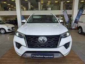 Toyota Fortuner 2.8GD-6 4x4 VX - Image 3