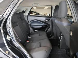 Suzuki Baleno 1.5 GLX manual - Image 17