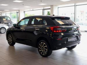 Suzuki Baleno 1.5 GLX manual - Image 9