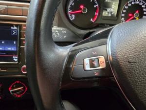 Volkswagen Polo sedan 1.6 Comfortline - Image 19