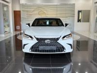 Thumbnail Lexus ES 300h EX