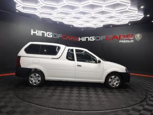 Nissan NP200 1.6i safety pack (aircon) - Image 3