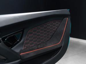 Lamborghini Huracan Evo coupe - Image 14