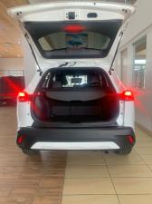 Toyota Corolla Cross 1.8 HEV XR - Image 21