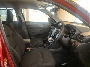 Toyota Urban Cruiser 1.5 XR manual - Image 11