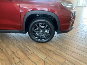 Toyota Urban Cruiser 1.5 XR manual - Image 4