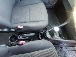 Toyota Etios sedan 1.5 Sprint - Image 11