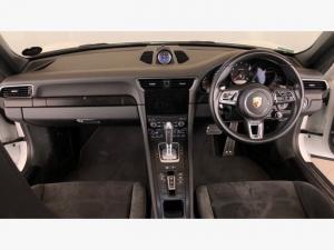 Porsche 911 Carrera GTS coupe - Image 6