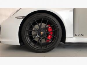 Porsche 911 Carrera GTS coupe - Image 17