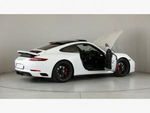 Porsche 911 Carrera GTS coupe - Image 19