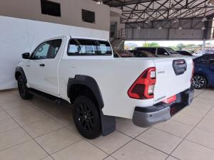 Toyota Hilux 2.8GD-6 Xtra cab Legend auto - Image 12