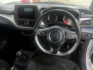 Suzuki Baleno 1.5 GL manual - Image 8