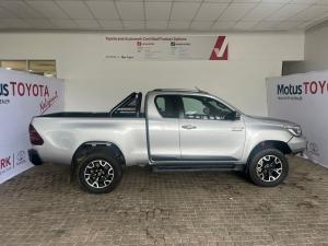Toyota Hilux 2.8GD-6 Xtra cab Legend 50 - Image 3
