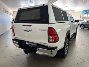 Toyota Hilux 2.8GD-6 Xtra cab 4x4 Legend 50 auto - Image 2