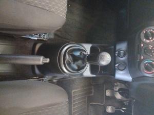 Toyota Vitz 1.0 - Image 12