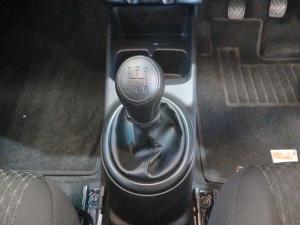 Toyota Vitz 1.0 - Image 13