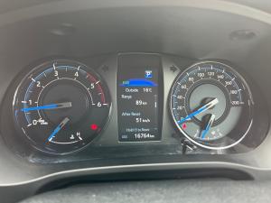 Toyota Hilux 2.8GD-6 double cab 4x4 Legend auto - Image 11