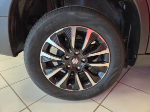 Suzuki Vitara Brezza 1.5 GLX - Image 10
