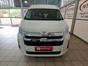 Toyota Quantum 2.8 GL Slwb automatic 14 Seat - Image 4