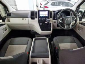 Toyota Quantum 2.8 GL Slwb automatic 14 Seat - Image 6