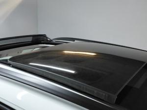 Volkswagen Tiguan 2.0 TDI Life 4M DSG - Image 8