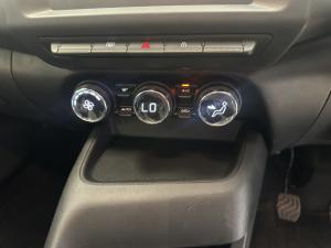 Nissan Magnite 1.0 Visia - Image 11