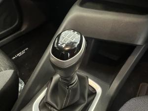 Nissan Magnite 1.0 Visia - Image 12