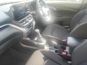 Toyota Urban Cruiser 1.5 XR automatic - Image 7