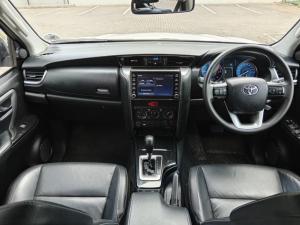 Toyota Fortuner 2.4GD-6 4X4 automatic - Image 6